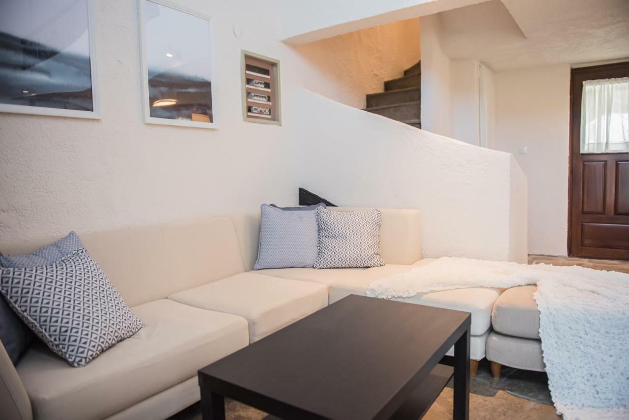 White Blossom Villa #Fourka Skála Foúrkas 외부 사진